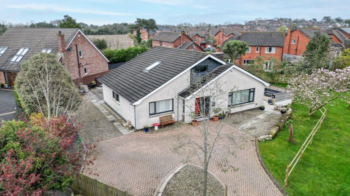 35 High Bangor Road,Donaghadee, BT21 0PB 35 High Bangor Road,Donaghadee, BT21 0PB