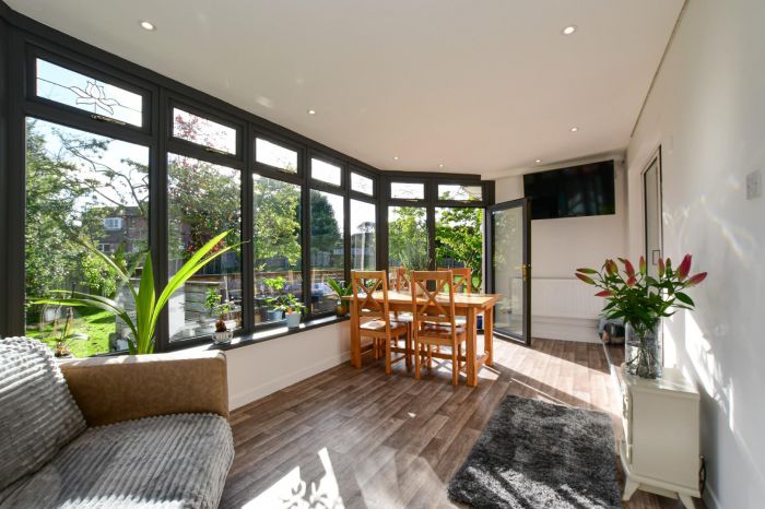 35 High Bangor Road