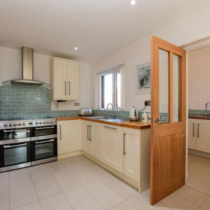 35 High Bangor Road