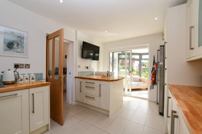 35 High Bangor Road