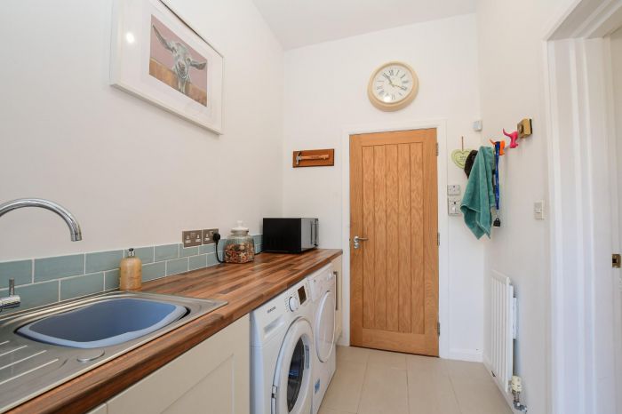 35 High Bangor Road