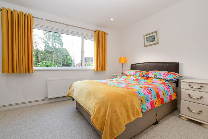 35 High Bangor Road