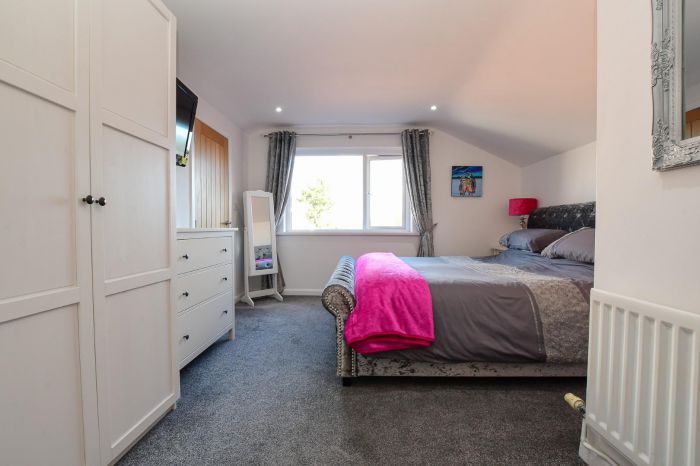 35 High Bangor Road