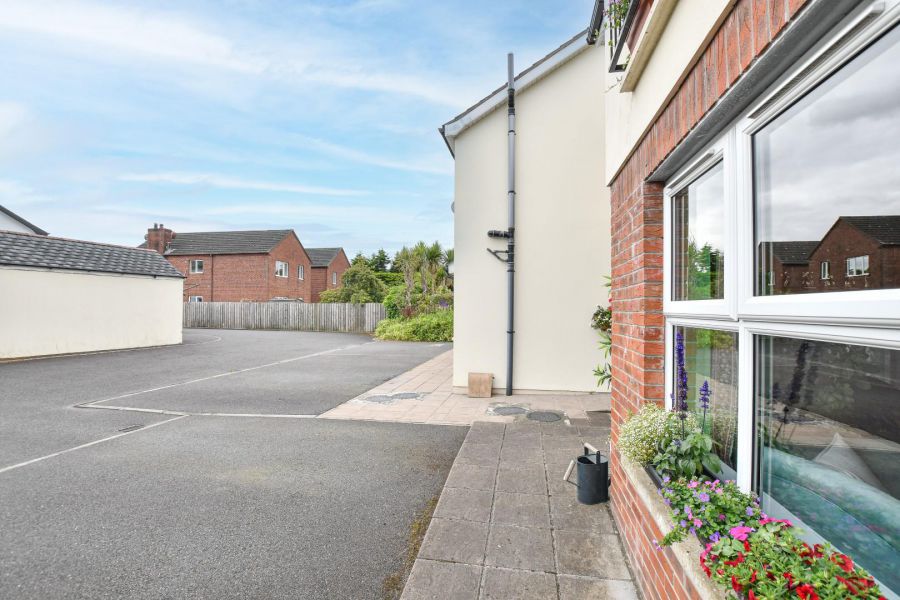 42a Waverley Drive