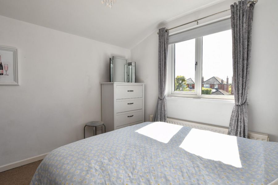 24 Ashley Gardens