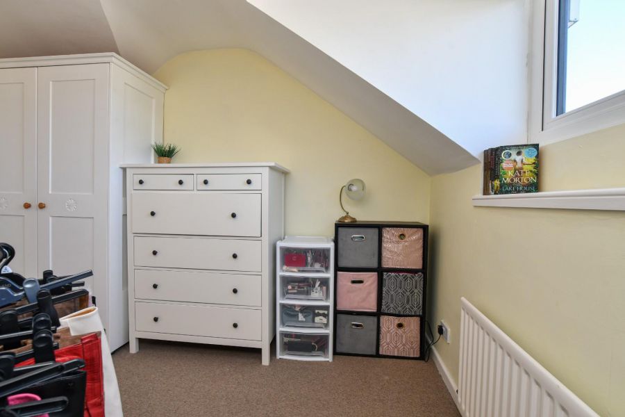 24 Ashley Gardens