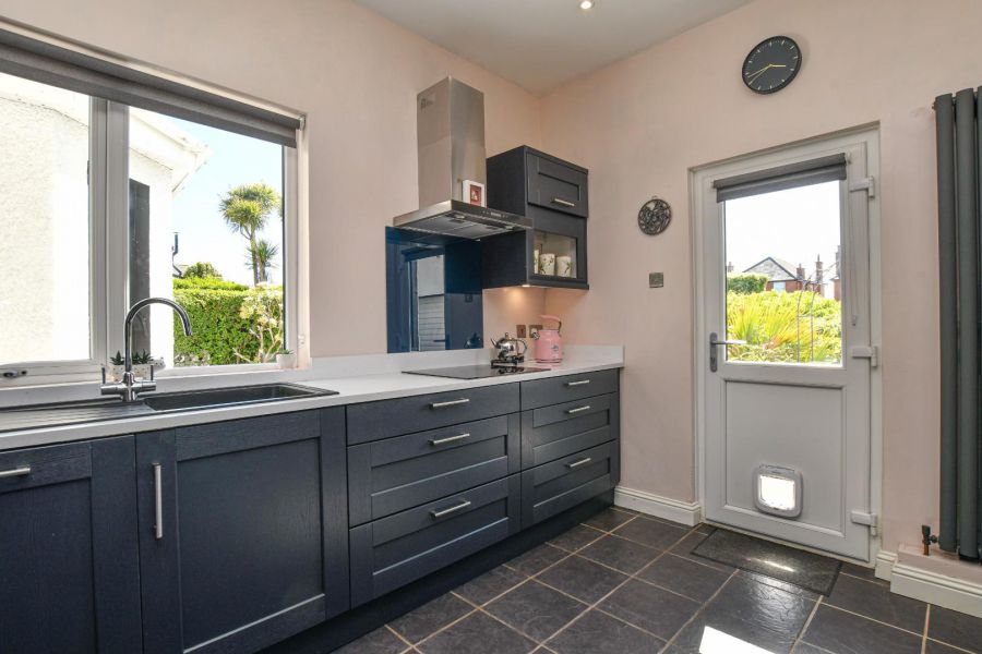 24 Ashley Gardens