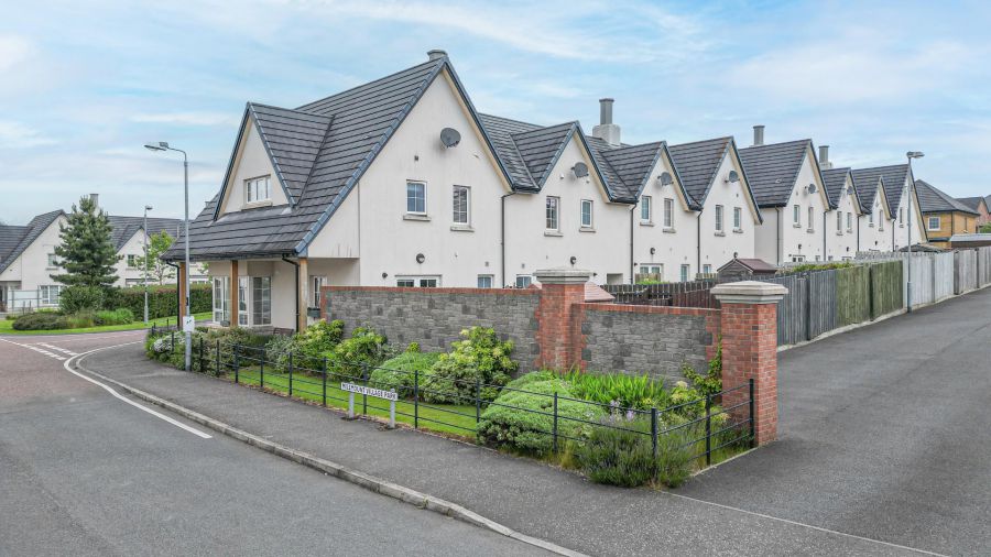 17 Millmount Village Square