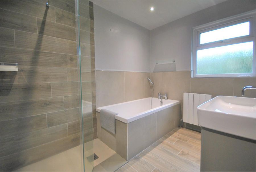 32B Stockbridge Road