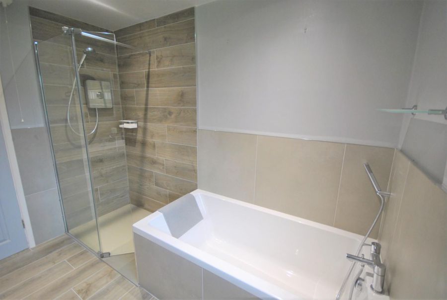 32B Stockbridge Road