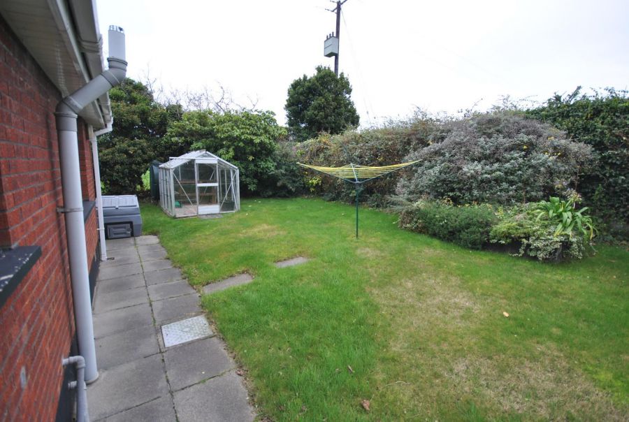 32B Stockbridge Road