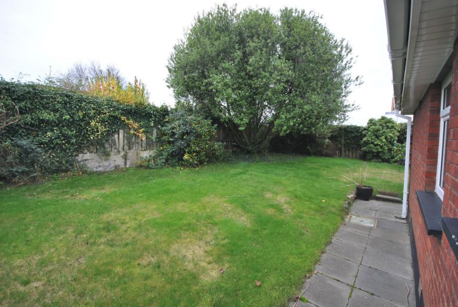 32B Stockbridge Road