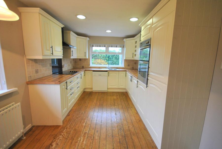 32B Stockbridge Road