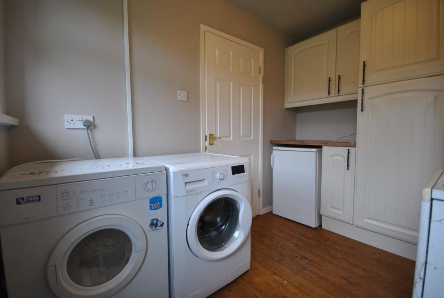 32B Stockbridge Road