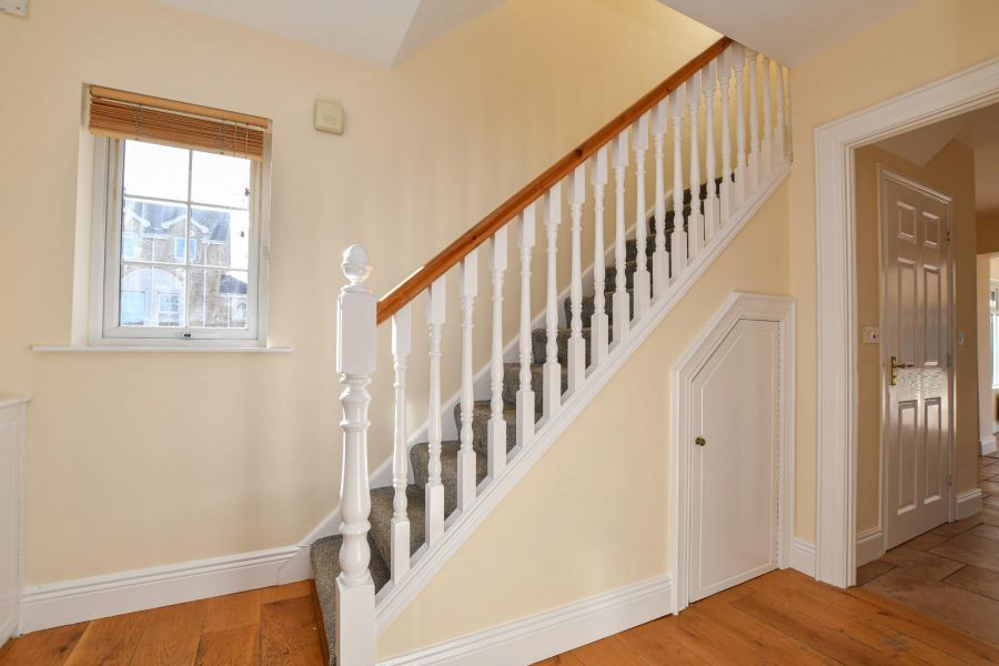9 Lineybrook Lane