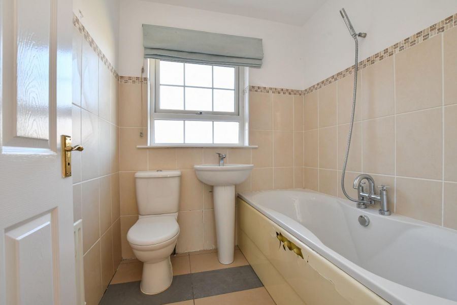 9 Lineybrook Lane