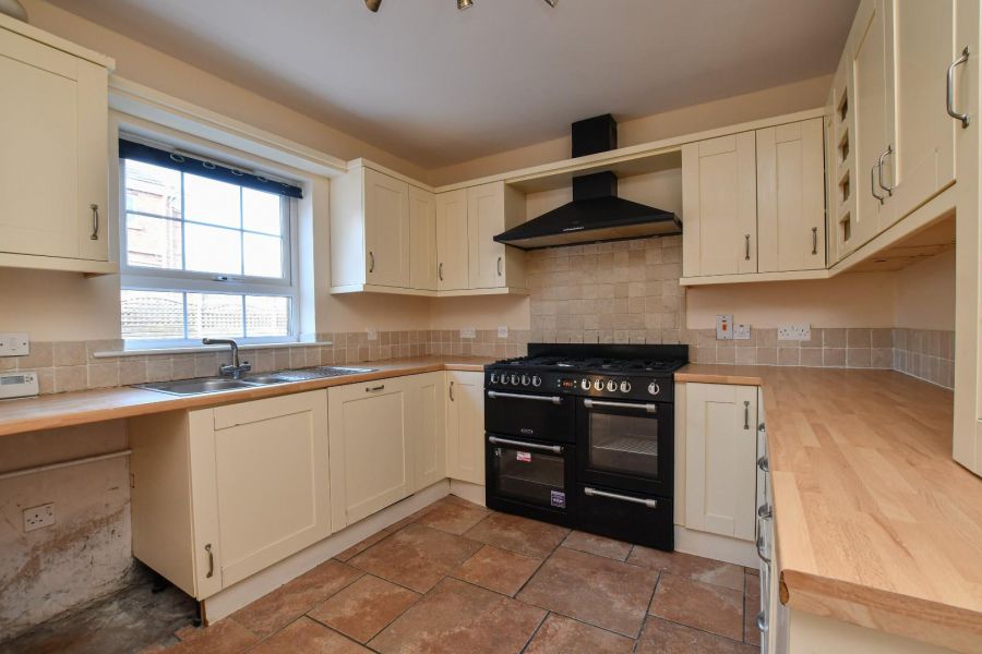 9 Lineybrook Lane