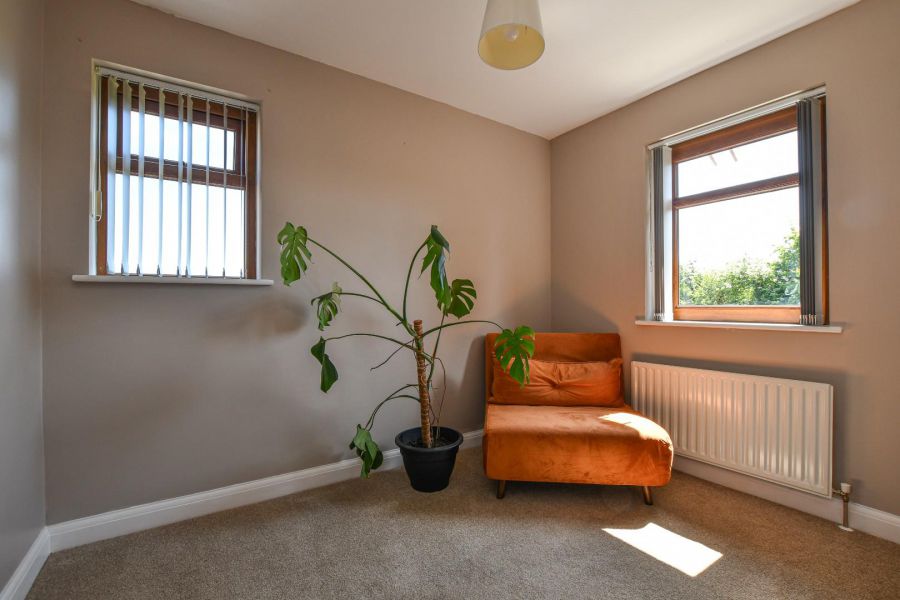 51 Stonebridge Gardens