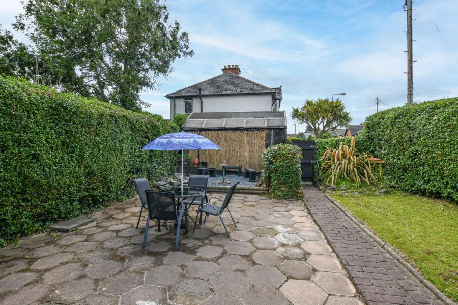 207 Belfast Road