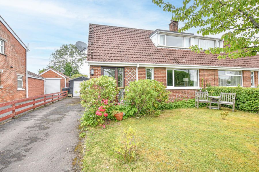 1 Bryansford Meadow,bangor, BT20 3NX