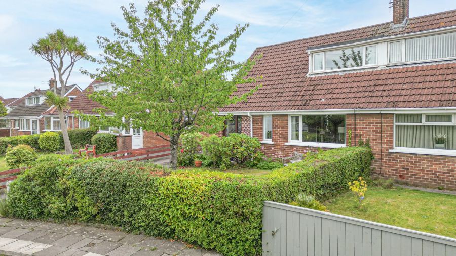 1 Bryansford Meadow