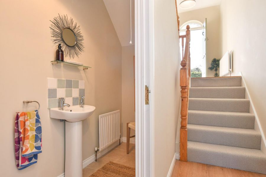 5 Lineybrook Cottages