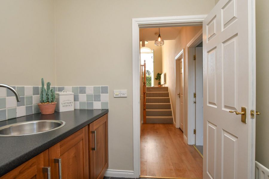 5 Lineybrook Cottages