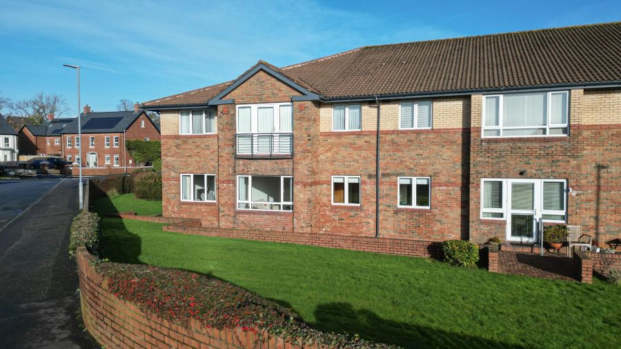 14 Roseville Apartments