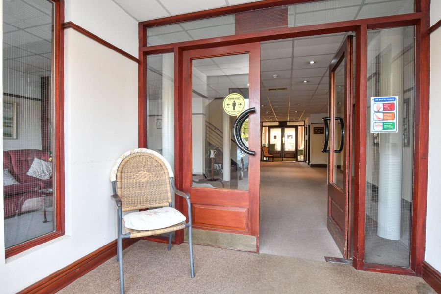 14 Roseville Apartments