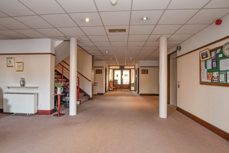 14 Roseville Apartments