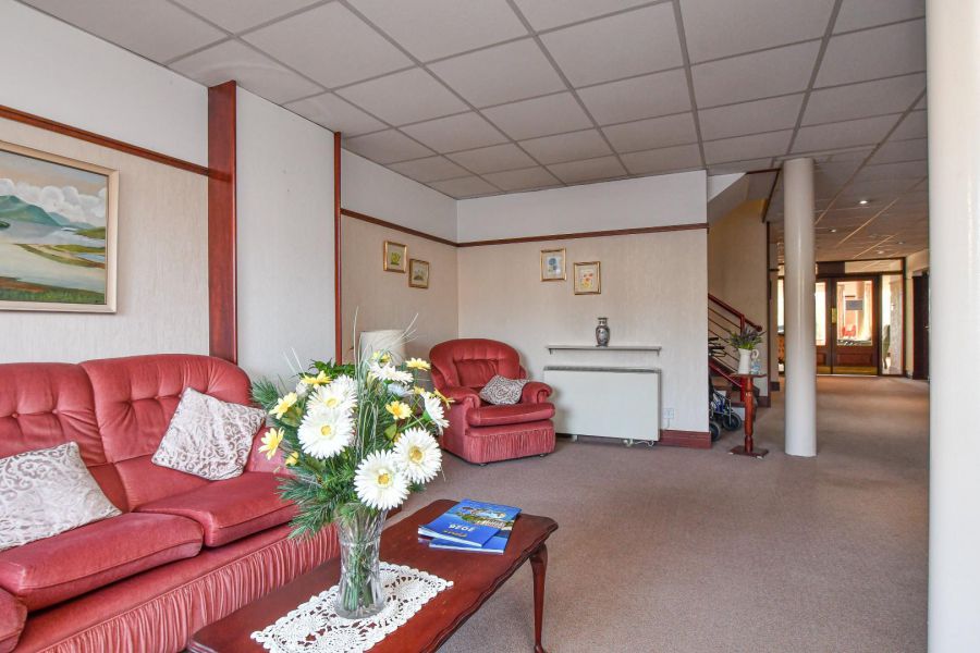 14 Roseville Apartments