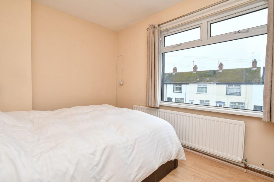 16 Beechwood Gardens