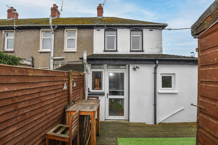 16 Beechwood Gardens