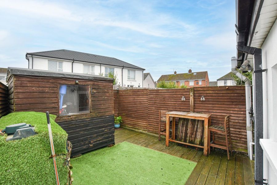 16 Beechwood Gardens