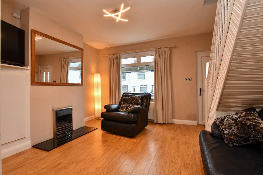 16 Beechwood Gardens