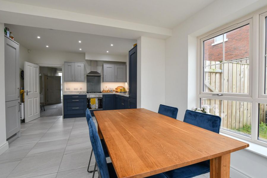 46 Helens Wood Crescent