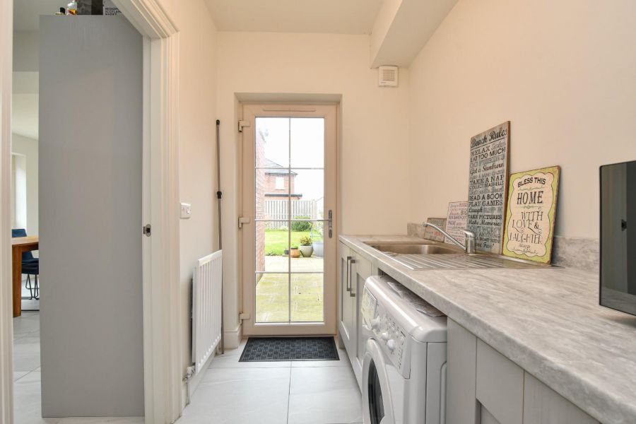 46 Helens Wood Crescent