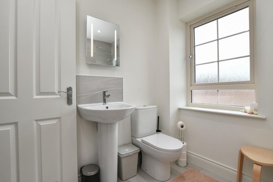 46 Helens Wood Crescent