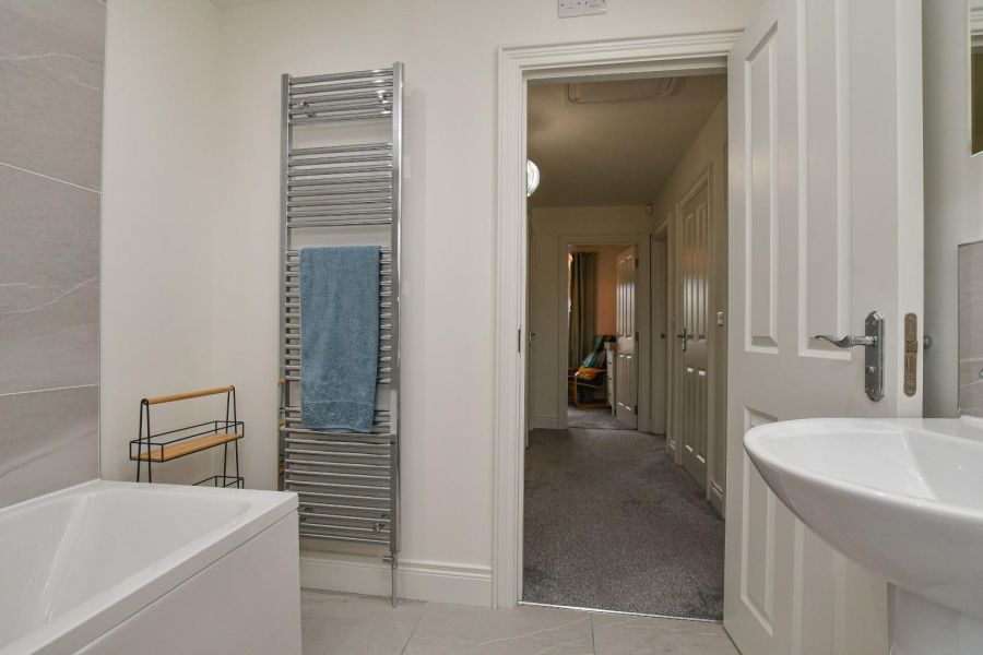 46 Helens Wood Crescent