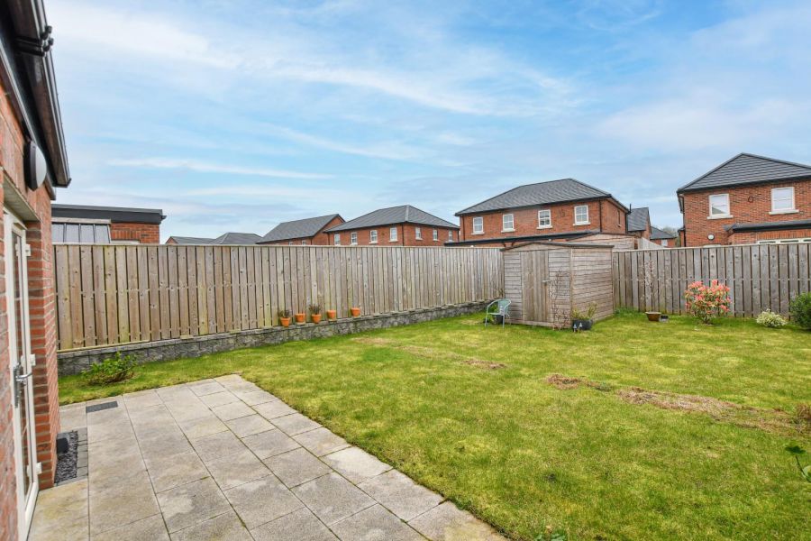 46 Helens Wood Crescent