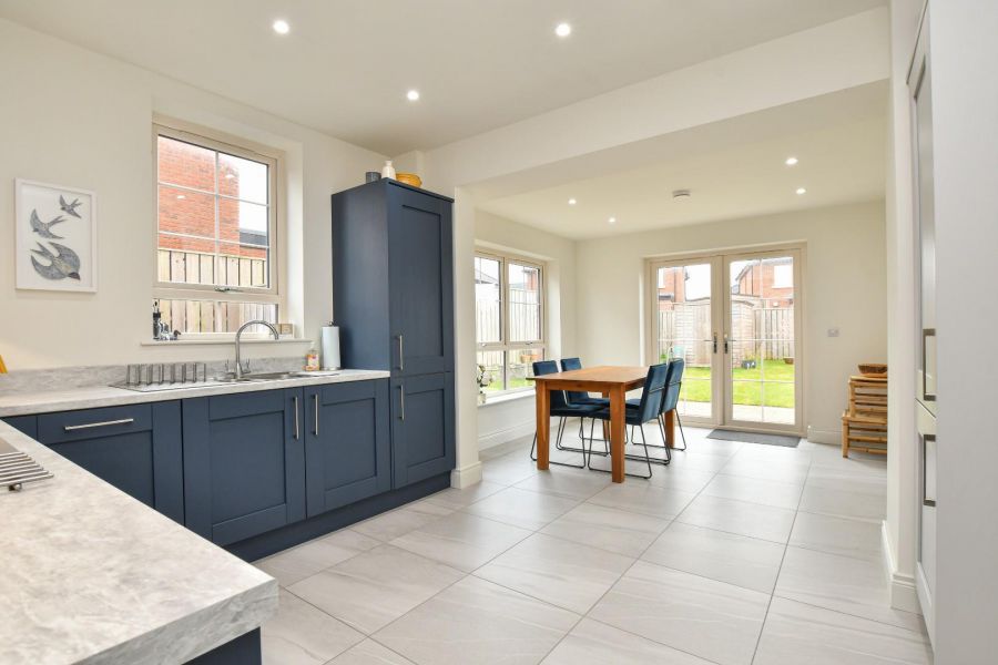 46 Helens Wood Crescent