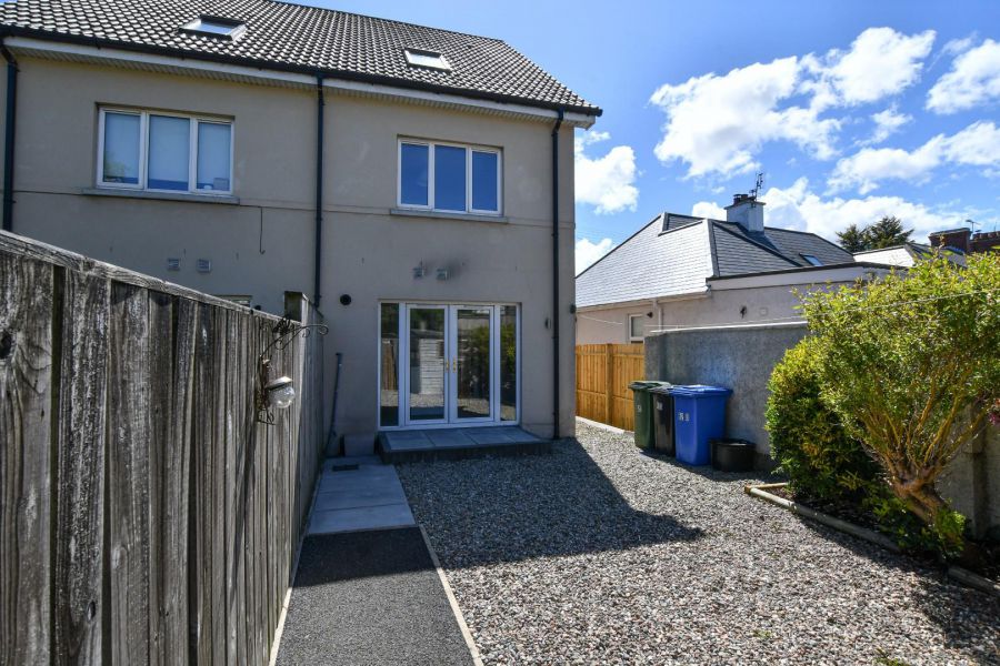 62D Belfast Road