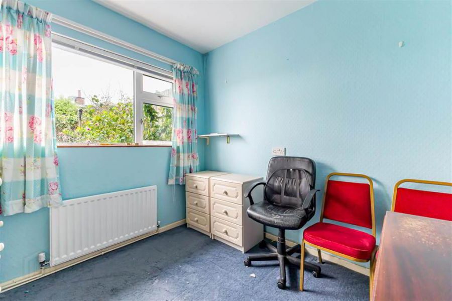 56 Springwell Crescent