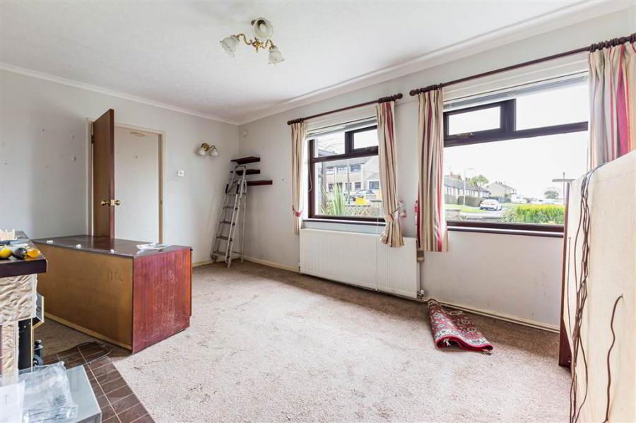 56 Springwell Crescent