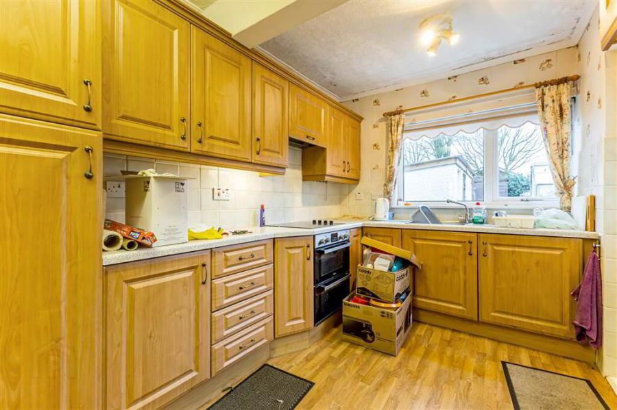 56 Springwell Crescent