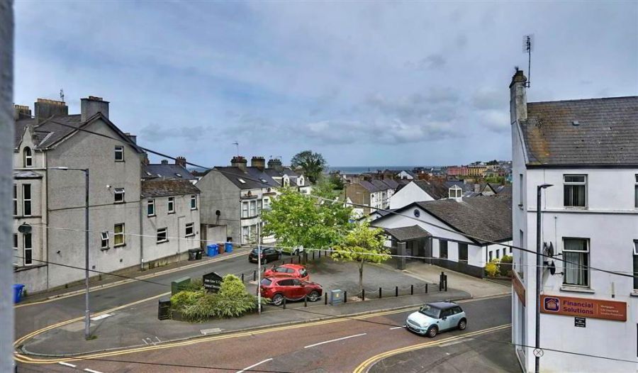 Flat 7, 45 Dufferin Square