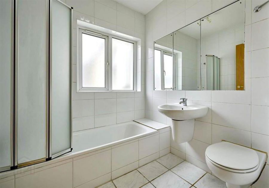 Flat 7, 45 Dufferin Square