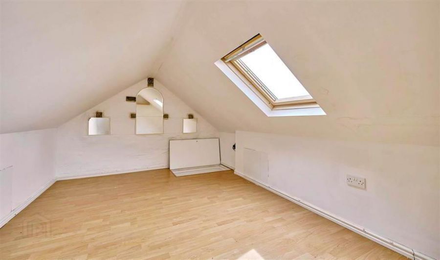 Flat 7, 45 Dufferin Square