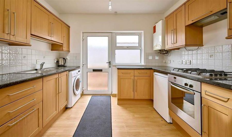 Flat 7, 45 Dufferin Square