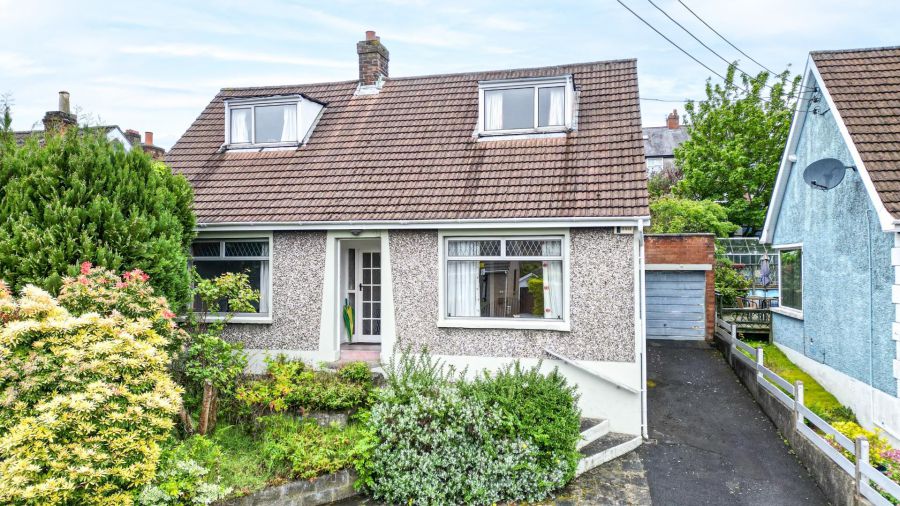 6 Abbey Drive
